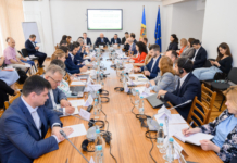 SecČiunea specializatÄ âApÄ Či sanitaČieâ a Planului de amenajare a teritoriului naČional, prezentatÄ partenerilor de dezvoltare Či autoritÄČilor publice