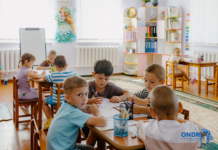 Condiții mai bune pentru educație și sport, infrastructură modernizată și mai multă siguranță pentru locuitorii comunei Călinești, datorită Programelor Naționale „Satul European” și „Europa este aproape”