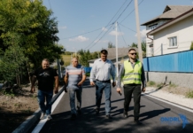 𝐔𝐧 𝐝𝐫𝐮𝐦 𝐦𝐨𝐝𝐞𝐫𝐧𝐢𝐳𝐚𝐭, 𝐬𝐭𝐫𝐚̆𝐳𝐢 𝐢𝐥𝐮𝐦𝐢𝐧𝐚𝐭𝐞 𝐬̦𝐢 𝐜𝐨𝐧𝐝𝐢𝐭̦𝐢𝐢 𝐦𝐚𝐢 𝐛𝐮𝐧𝐞 𝐝𝐞 𝐬𝐭𝐮𝐝𝐢𝐮 𝐩𝐞𝐧𝐭𝐫𝐮 𝐜𝐨𝐩𝐢𝐢𝐢 𝐝𝐢𝐧 𝐂𝐨𝐭𝐢𝐮𝐣𝐞𝐧𝐢